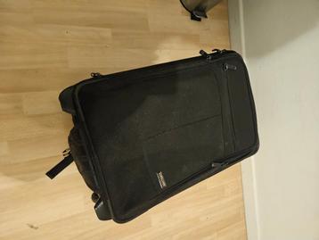 Carry on Suitcase beschikbaar voor biedingen