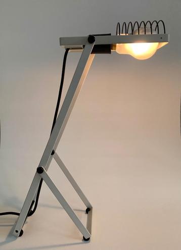 Vintage Artemide Sintesi Tavola lamp 1e serie beschikbaar voor biedingen
