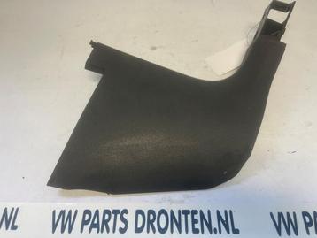 Afdeklijst dorpel rechts van een Volkswagen Polo beschikbaar voor biedingen