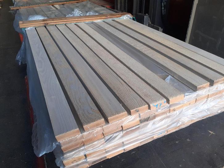 Partij 22m2 Western Red Cedar gevelbekleding 101 stuks, Tuin en Terras, Palen, Balken en Planken, Nieuw, Planken, 250 cm of meer