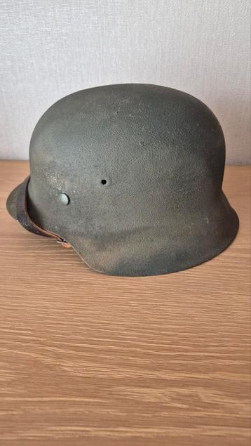 Ww2 duitse helm beschikbaar voor biedingen