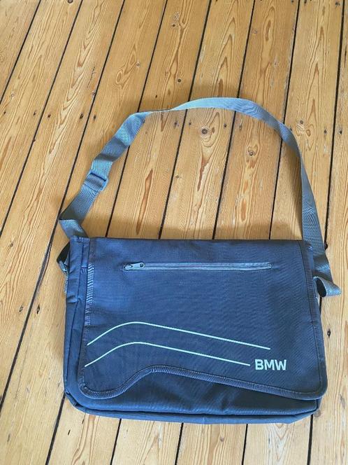 BMW laptoptas, nieuw!, Computers en Software, Laptoptassen, Nieuw, Schoudertas, Ophalen of Verzenden
