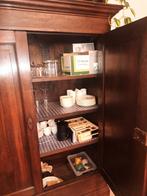 Oude eiken kast(+-70 jaar) .Demonteerbaar, Ophalen