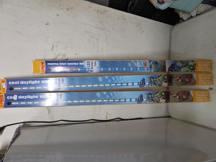 Tubes led sera et superfish pour éclairage aquarium, Dieren en Toebehoren, Vissen | Aquaria en Toebehoren, Zo goed als nieuw, Ophalen