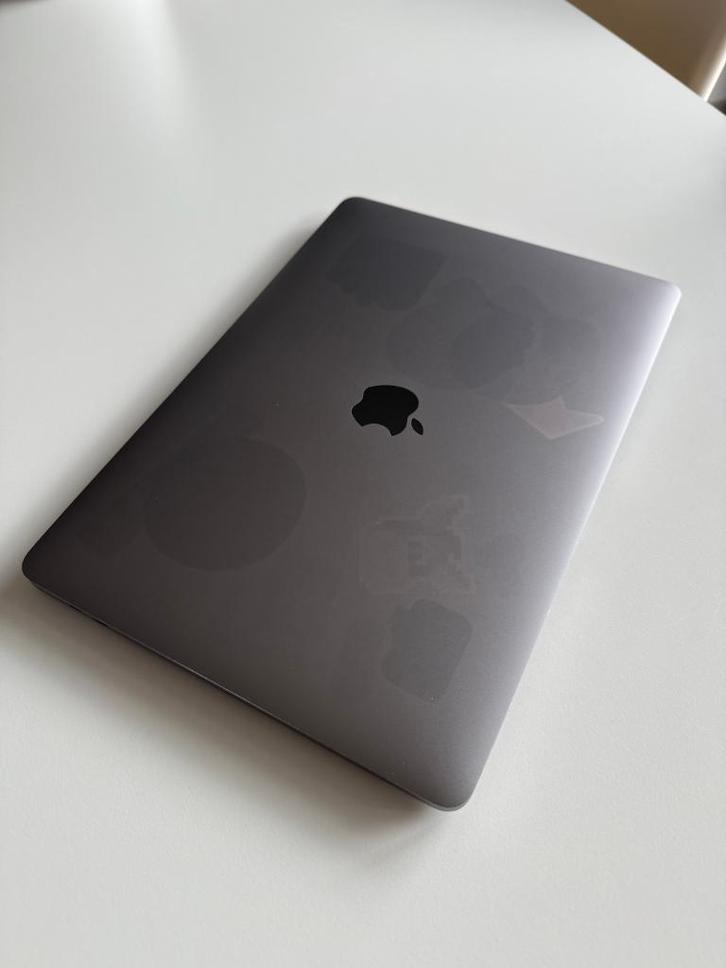 MacBook Pro 13” (2020) – i7 / 16 Go RAM / Touch Bar + Housse, Computers en Software, Apple Macbooks, Gebruikt, MacBook Pro, 13 inch