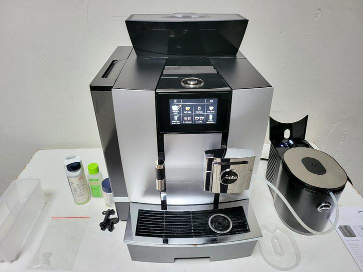 Koffiemachine JURA GIGA X3 + Jura Cool Control 1L Zwart, Elektronische apparatuur, Koffiezetapparaten, Zo goed als nieuw, Gemalen koffie