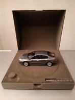 Renault Laguna Norev 1/43 donkergrijs, Hobby en Vrije tijd, Ophalen of Verzenden, Zo goed als nieuw, Auto, Norev