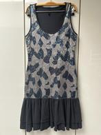 Grijze jurk met pailletten van Naf Naf - Maat S, Kleding | Dames, Ophalen of Verzenden, Zo goed als nieuw, Maat 36 (S), Grijs