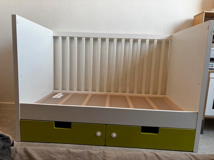 IKEA Stuva babybed, Kinderen en Baby's, Kinderkamer | Bedden, Gebruikt, Matras, Ophalen