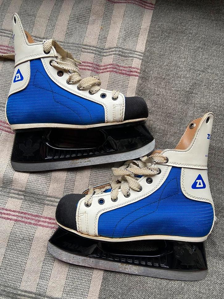 Ijshockey schaatsen Daoust jet TUUK carbon ea.:Zie info/foto, Sport en Fitness, IJshockey, Zo goed als nieuw, Schaatsen, Ophalen