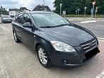 Kia Ceed 1.6 CRDI / Prêt à immatriculer, Auto's, Kia, Zwart, Blauw, Leder en Stof, 5 deurs