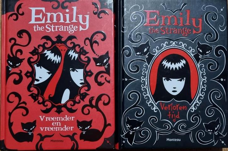 2 x Emily the strange verloren tijd + vreemder en vreemder, Boeken, Kinderboeken | Jeugd | 13 jaar en ouder, Zo goed als nieuw