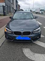 BMW 118i*2018*benzine*58.000km*110pk*Navi*Xenon, Auto's, Euro 6, 161 g/km, 3 cilinders, Zilver of Grijs