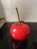 Belle cerise en plâtre ou similaire, Enlèvement