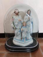 Heilige familie onder glazen stolp, Antiek en Kunst, Ophalen
