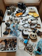 Grote partij oude brommer onderdelen, veel n.o.s, Fietsen en Brommers, Ophalen, Zo goed als nieuw