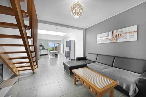 Belle maison de ville 3 chambres rénovée en 2015, Immo, Huizen en Appartementen te koop, Provincie Henegouwen, tot 200 m², Tussenwoning