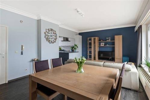 Massief eik vierkanten tafel 4 stoelen 2 zitbanken, Huis en Inrichting, Tafels | Eettafels, Gebruikt, Ophalen