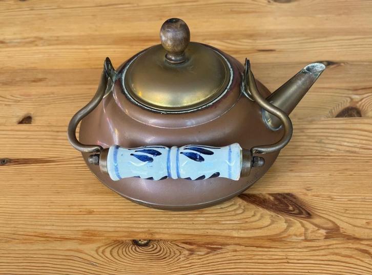 Koperen ketel met porseleinen handgreep, Antiek en Kunst, Antiek | Brons en Koper, Koper, Ophalen of Verzenden