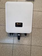 omvormer zonnepanelen, Doe-het-zelf en Bouw, Zonnepanelen en Toebehoren, Ophalen, Zo goed als nieuw, Compleet systeem, 200 wattpiek of meer