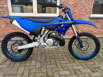 Yamaha yz250 2023 beschikbaar voor biedingen