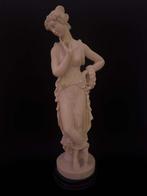 A.Santini - sculpture, godin persephone ( porselein), Antiquités & Art, Art | Sculptures & Bois, Enlèvement