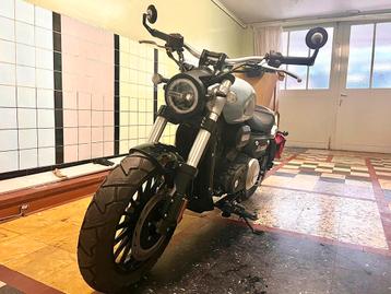 Benda Avengers 125cc, Chopper, 2 cylindres, Particulier, Benda