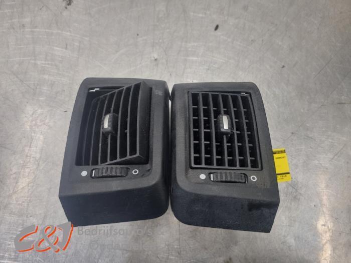 Luchtrooster Dashboard van een Peugeot Boxer, Auto-onderdelen, Dashboard en Schakelaars, Peugeot, Gebruikt, 3 maanden garantie