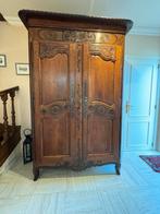 Normandische antieken kast, Ophalen