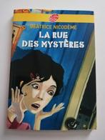 De straat van mysteries, Béatrice Nicodème, Gelezen, Ophalen of Verzenden