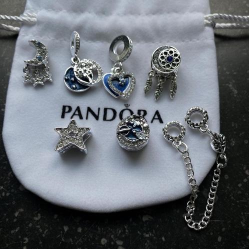 Pandora bedels + oorbellen, Handtassen en Accessoires, Bedels, Zo goed als nieuw, Pandora, 4 bedels of meer, Met strass, Ophalen of Verzenden