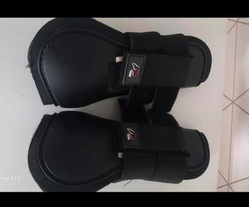 Pony peesbeschermers  beschikbaar voor biedingen