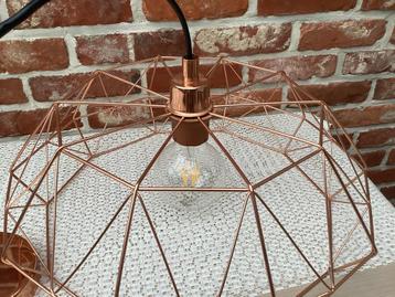 KOOILAMP IN METTALIC METAAL ( koperkleur ) beschikbaar voor biedingen