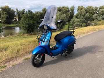 Vespa S50 Sprint Full Option! 1500 KM!, Fietsen en Brommers, Scooters | Vespa, Ophalen