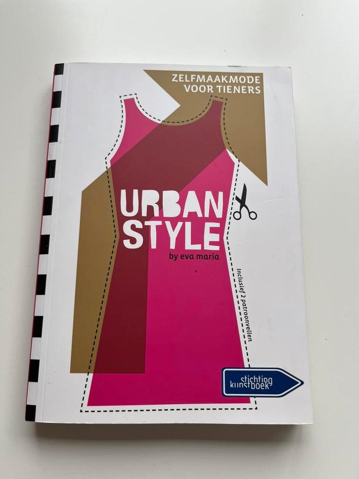 Eva Goris - Urban Style, Hobby & Loisirs créatifs, Patrons de vêtements, Comme neuf, Enlèvement ou Envoi