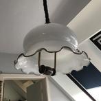 Hangluster met wit glas, hoogte regelbaar met handgreep, Huis en Inrichting, Lampen | Hanglampen, Ophalen of Verzenden, Zo goed als nieuw