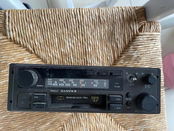 K7 klassieke autoradio - Sanyo FT960L, Auto diversen, Autoradio's, Gebruikt, Ophalen