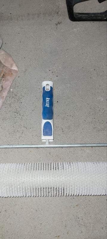 Ontluchtingsroller beschikbaar voor biedingen