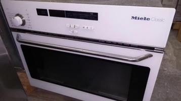 Miele built in oven with microwave function