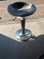 BOMBO verstelbare barkruk, Ophalen, 60 tot 90 cm, Zo goed als nieuw, 1 kruk