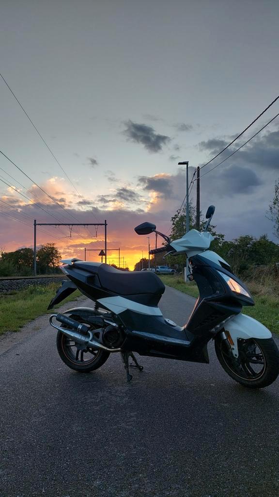 70cc speedfight 3 2t, Fietsen en Brommers, Brommers | Tuning en Styling, Zo goed als nieuw, Ophalen