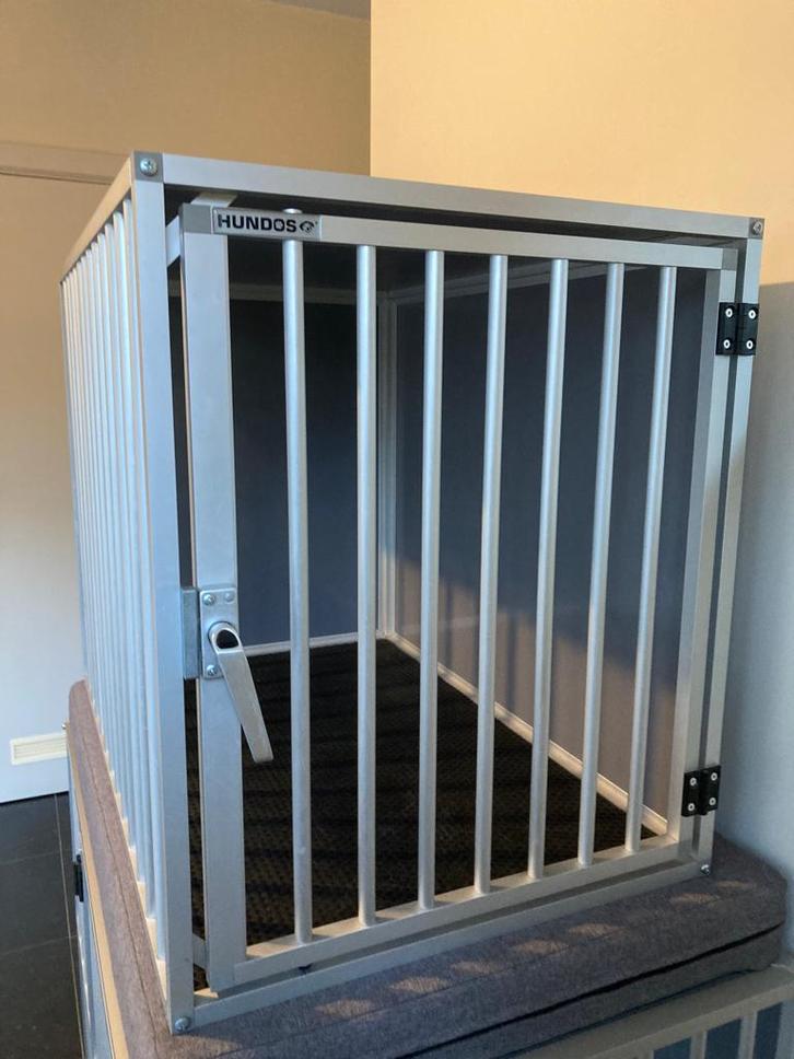 Hondenbench, Dieren en Toebehoren, Hondenbenches, Zo goed als nieuw, Ophalen