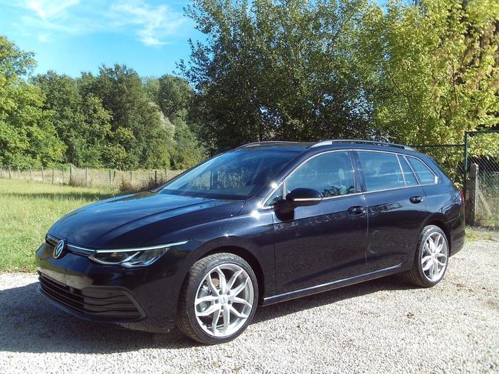 VW Golf VIII Benzine 90dkm 18"Alu 110PK zw Topwagen Nw st 21, Auto's, Volkswagen, Bedrijf, Te koop, Golf, ABS, Airbags, Airconditioning