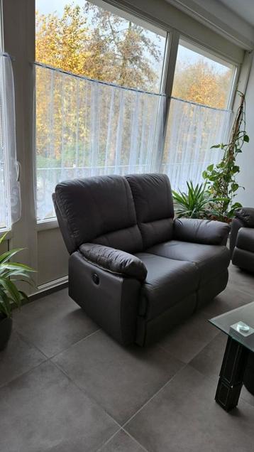 Nieuwe elektrische leren relaxbank voor 2 personen beschikbaar voor biedingen