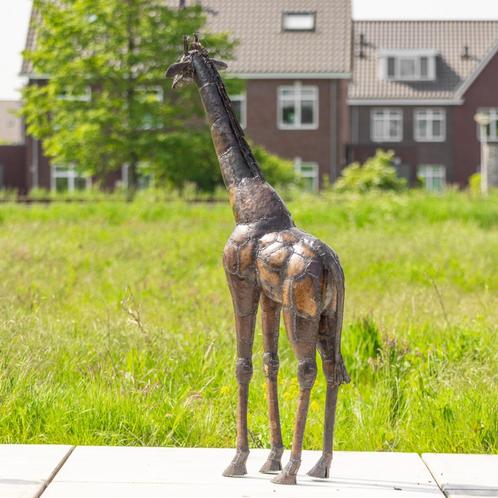 Beeld van grote giraf van metaal, Antiek en Kunst, Kunst | Beelden en Houtsnijwerken, Ophalen of Verzenden