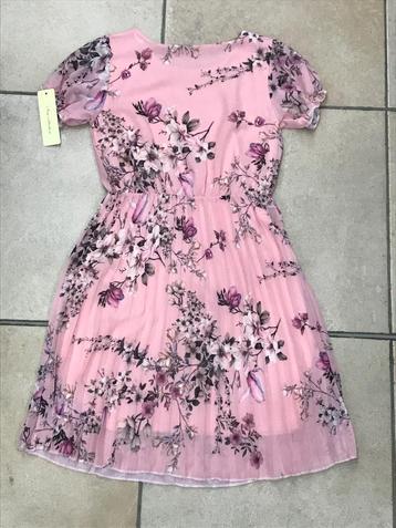 Nieuwe mooie gebloemde jurk/ kleedje wit roze beschikbaar voor biedingen