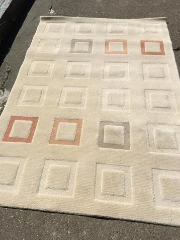 Tapis  beschikbaar voor biedingen