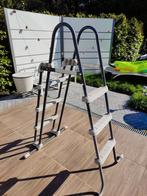 Intex zwembad ladder, Tuin en Terras, Ophalen, Zo goed als nieuw, Ladder