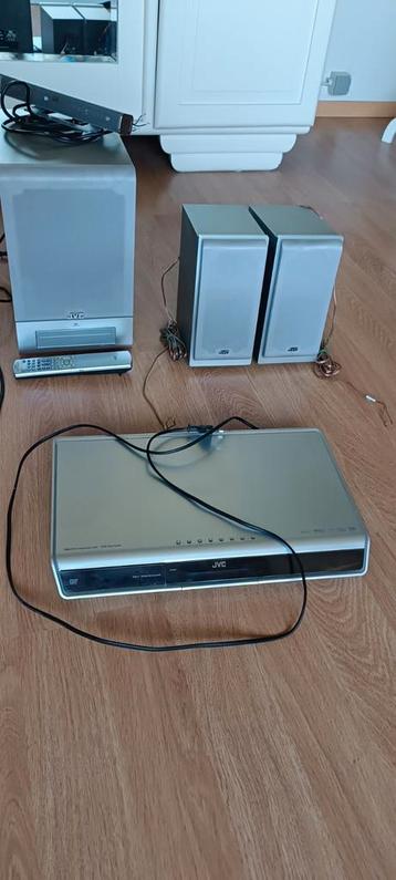 Boxen + JVC Media systeem CA-DD1 beschikbaar voor biedingen