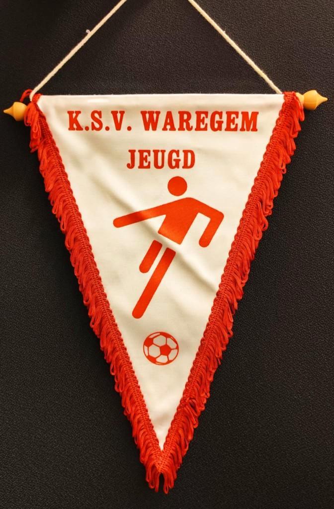 KSV Waregem 1980s unieke vintage voetbal vaandel, Verzamelen, Sportartikelen en Voetbal, Zo goed als nieuw, Spel, Ophalen of Verzenden